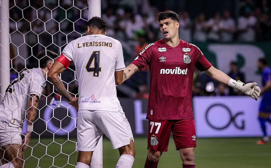 Santos sofreu uma derrota por 3 a 0 para o Palmeiras no Nubank Parque (Foto: Fabio Giannelli/AGIF/Folhapress)
