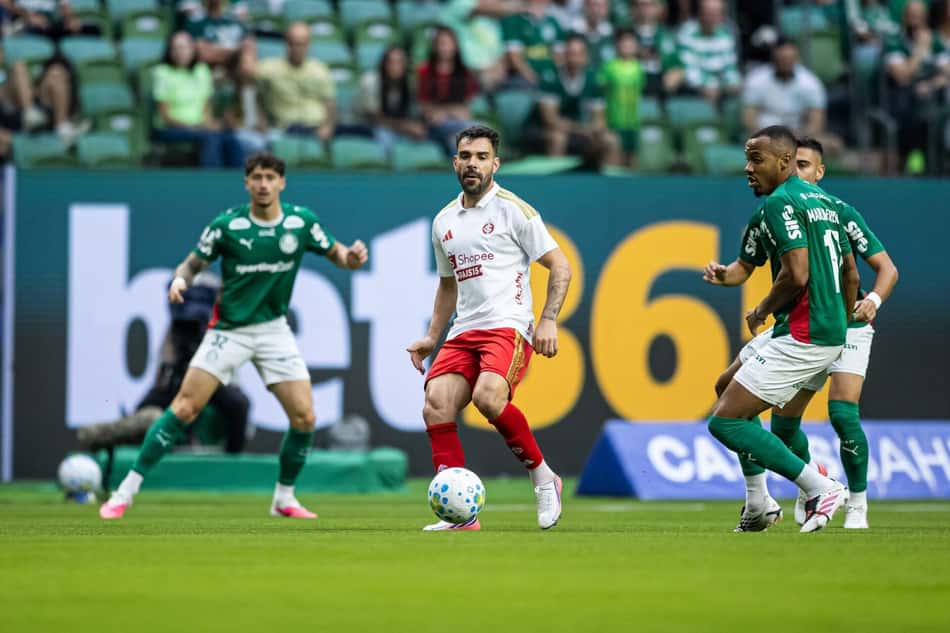 Palmeiras e Internacional no Campeonato Brasileiro