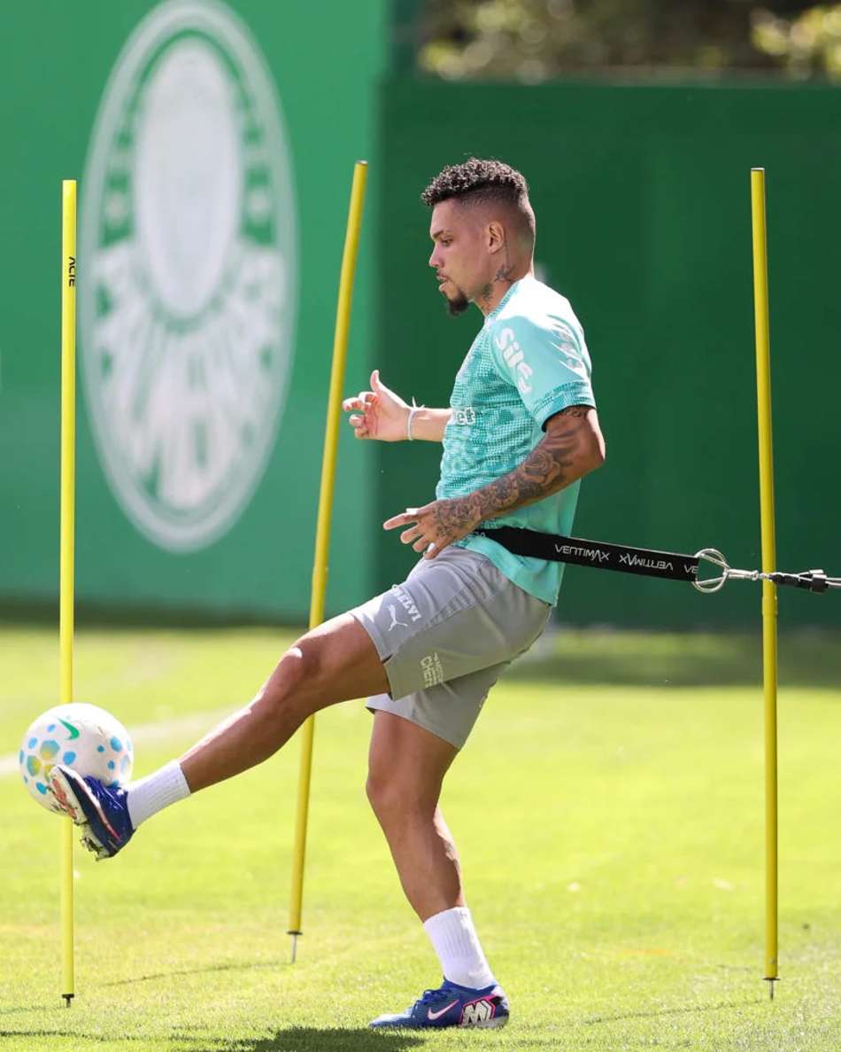 Paulinho, atacante do Palmeiras - será desfalque