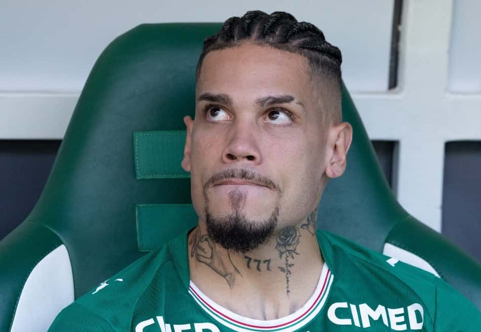 Paulinho ficou no banco de reservas em Palmeiras x Fortaleza