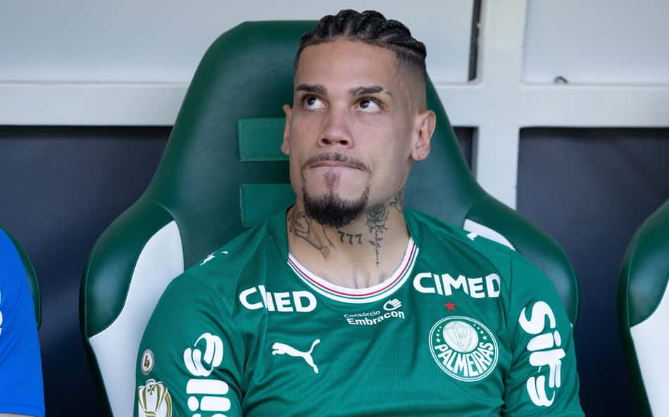 Paulinho ficou no banco de reservas em Palmeiras x Fortaleza