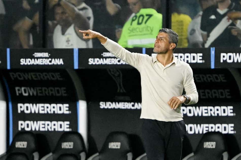 Pedro Emanuel, técnico do Vasco