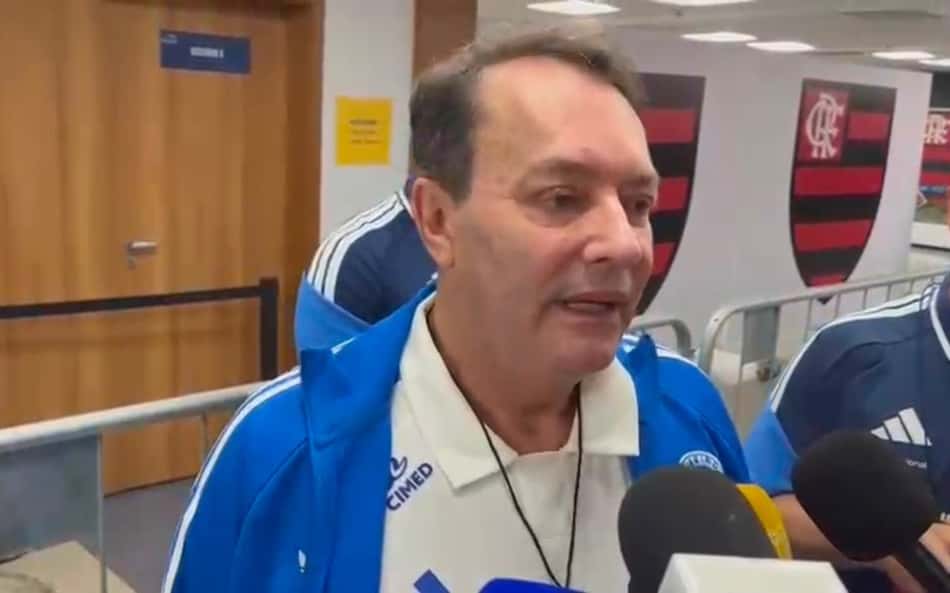 Pedro Lourenço na zona mista