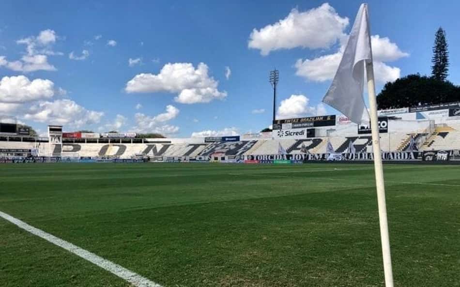 Imagem do estádio Estádio Moisés Lucarelli