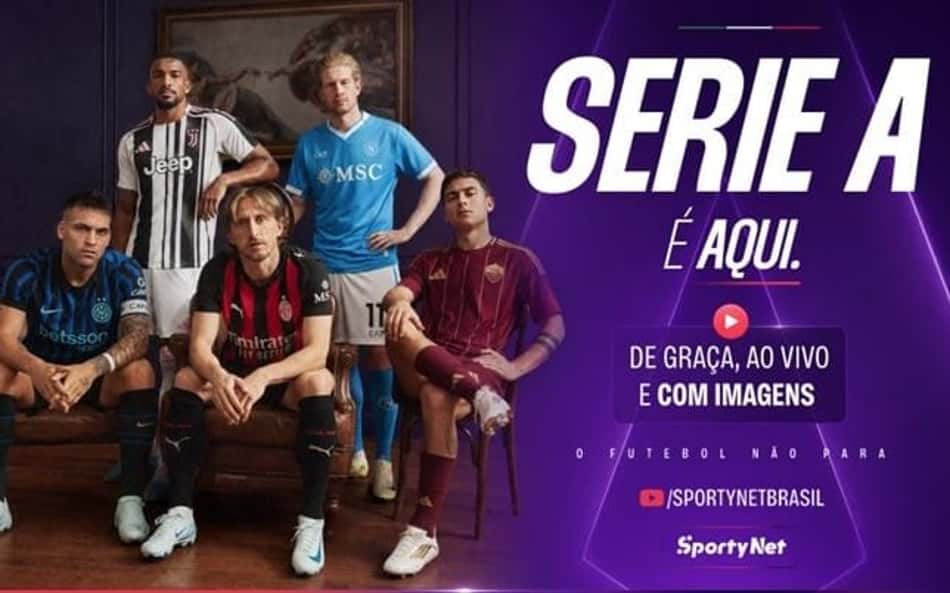 Jogadores da Serie A do Campeonato Italiano sentados