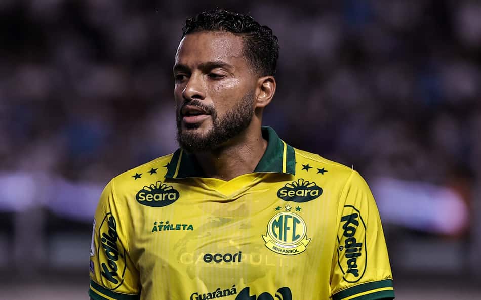 Situação foi reportada à árbitra da partida (Foto: Fabio Giannelli/AGIF/Folhapress)