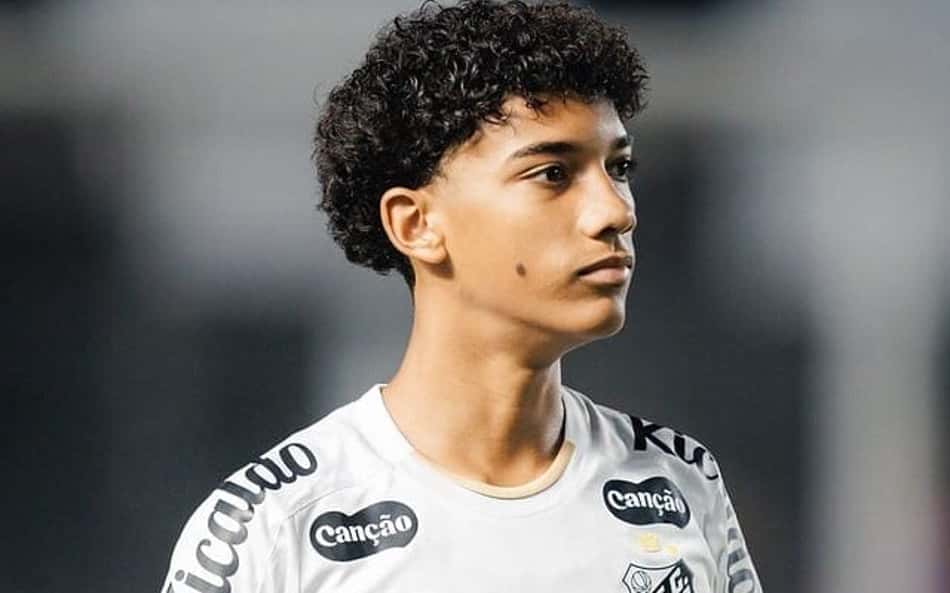Santos acerta empréstimo de Robinho Jr ao Genoa, da Itália