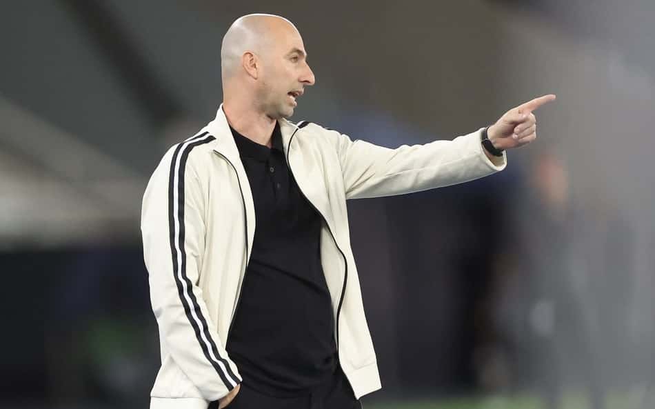 Rodrigo Bellão é o técnico interino do Botafogo