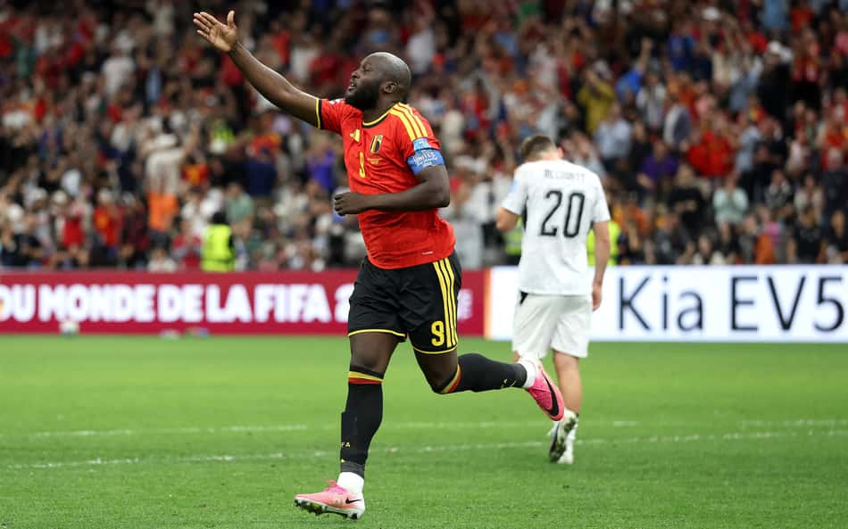 Romelu Lukaku comemora gol marcado pela Bélgica contra a Nova Zelândia, pela Copa do Mundo