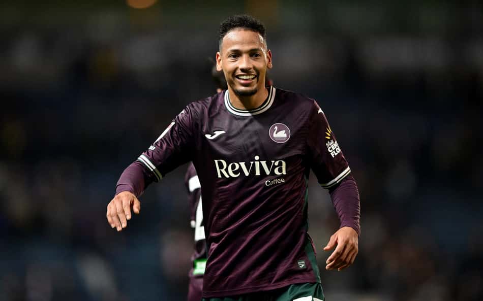 Ronald em ação pelo Swansea City