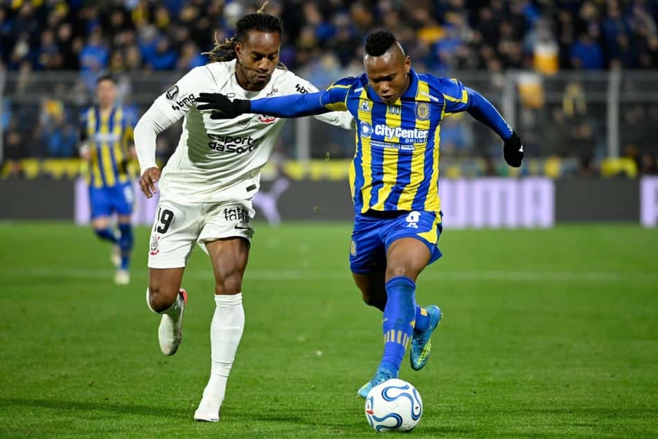 Corinthians segurou o empate fora de casa com um a menos
