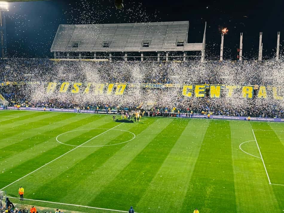 Estádio Gigante de Arroyito durante Rosario Central x Corinthians