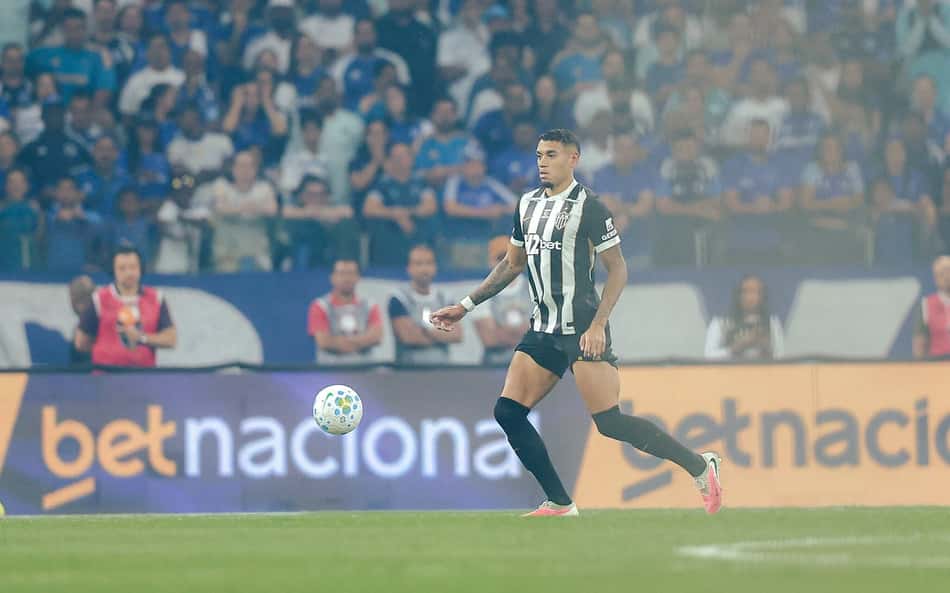 Ruan em Cruzeiro x Atlético (Foto: Pedro Souza / Atlético)