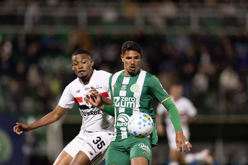 São Paulo e Chapecoense pelo Brasileirão