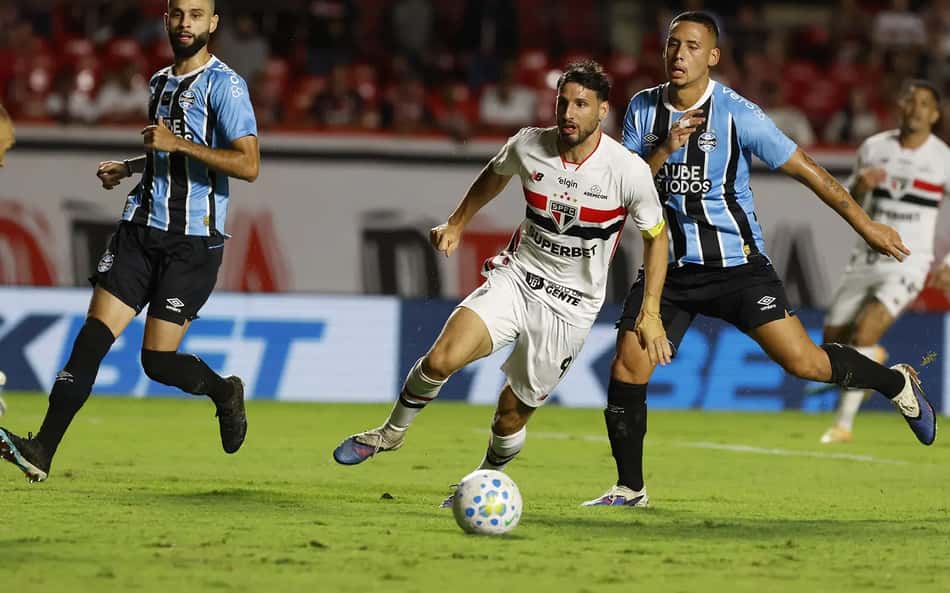 São Paulo e Grêmio pelo Brasileirão