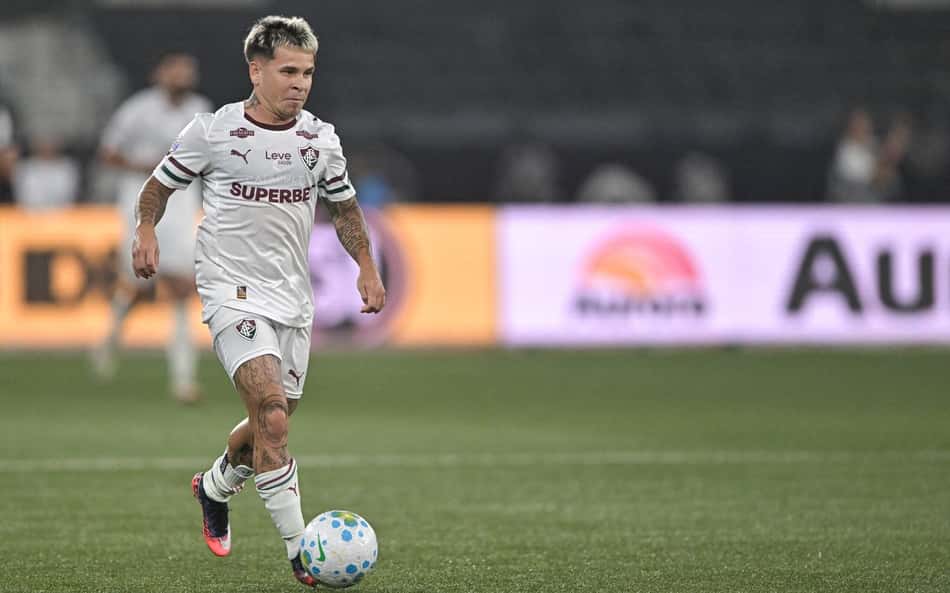 Soteldo em ação durante Botafogo x Fluminense
