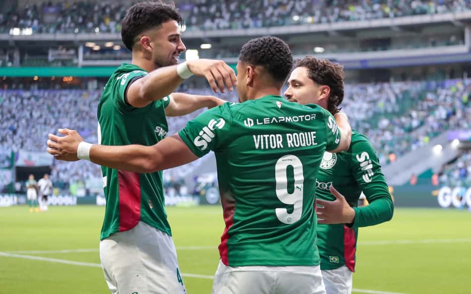 Flaco López comemora gol contra o Vasco