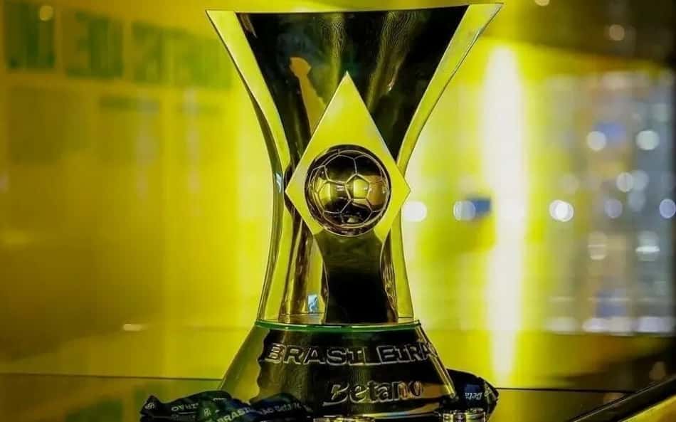 Palmeiras ou Flamengo? Jornalista da Globo projeta campeão brasileiro