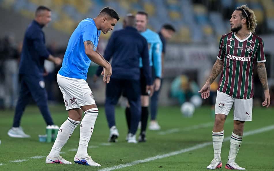 Thiago Silva no banco de reservas em Fluminense e Palmeiras
