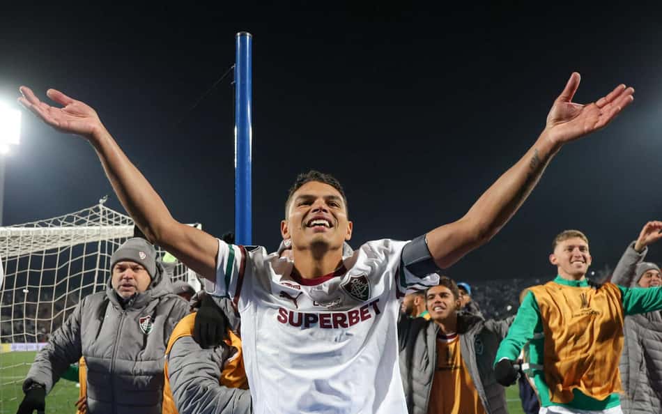 Thiago Silva comemora classificação do Fluminense