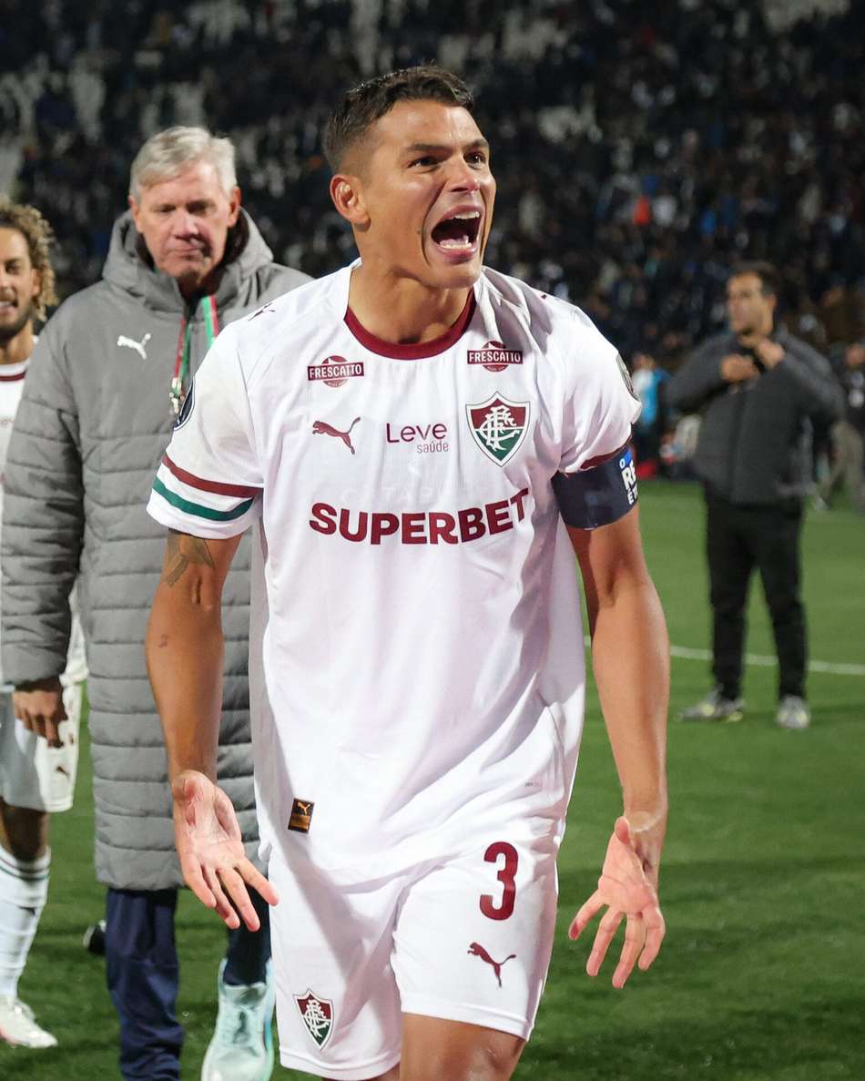Thiago Silva comemora classificação do Fluminense diante do Independiente Rivadavia na Libertadores