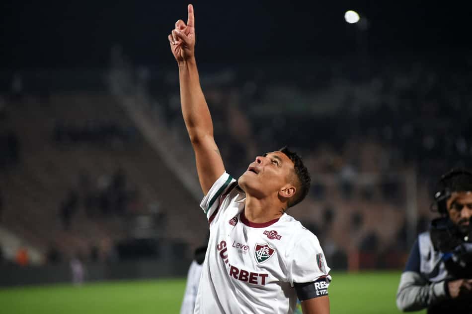 Thiago Silva comemorando a classificação do Fluminense
