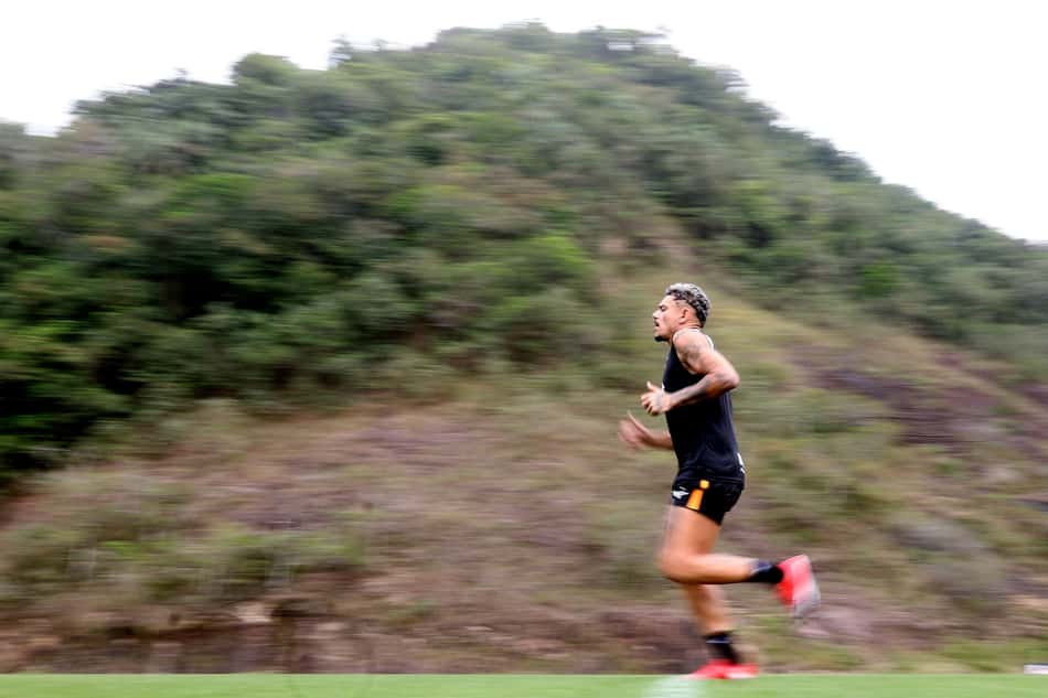 Tiquinho Soares foi anunciado pelo Botafogo