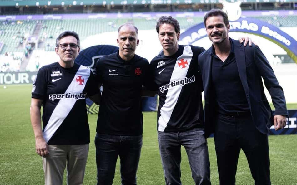 Marcos Lamacchia ao lado de Admar Lopes e Felipe Loureiro