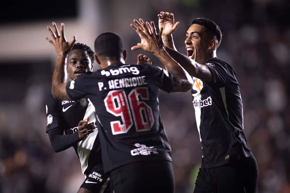 Vasco venceu o Vitória por 1 a 0 no jogo de ida das quartas de final da Copa do Brasil
