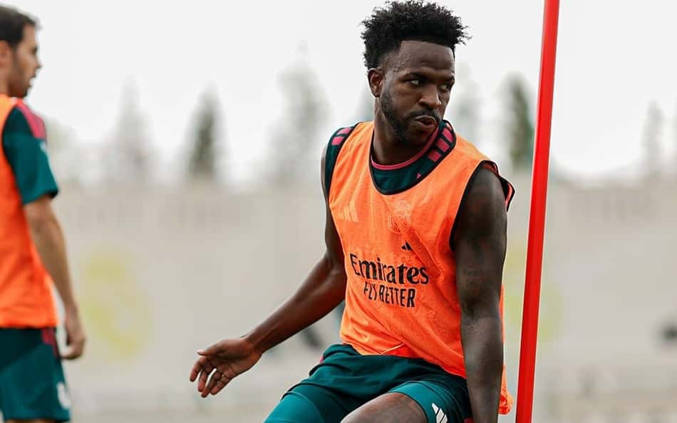 Vini jr faz exercício durante treino de pré-temporada do Real Madrid