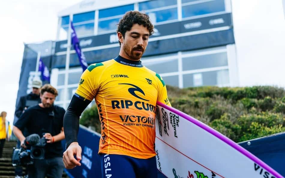 Yago Dora , do Brasil, competindo na etapa da WSL em Bells Beach 2026 (Foto: WSL / Ed Sloane)