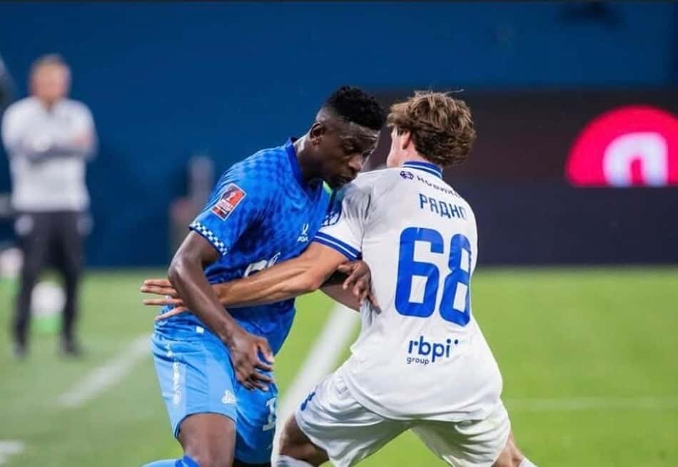 Luiz Henrique em campo pelo Zenit