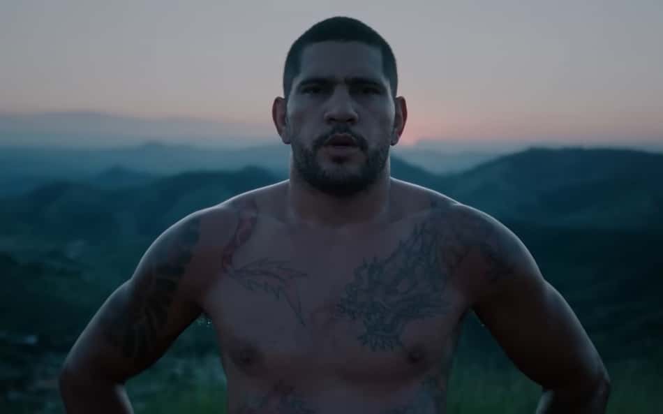 Glover exalta QI de Poatan e projeta volta do atleta no UFC