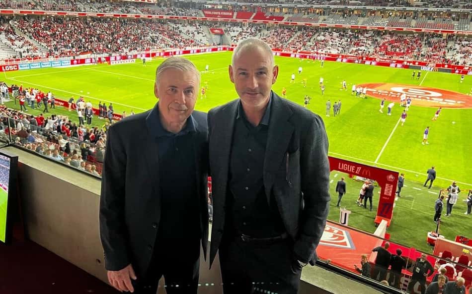 Carlo Ancelotti e Paul Clement acompanham jogo em Lille, na França