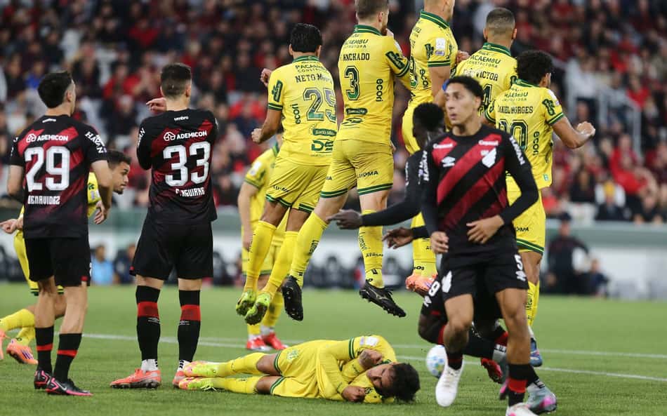 Partida do Campeonato Brasileiro entre Athletico PR e Mirassol