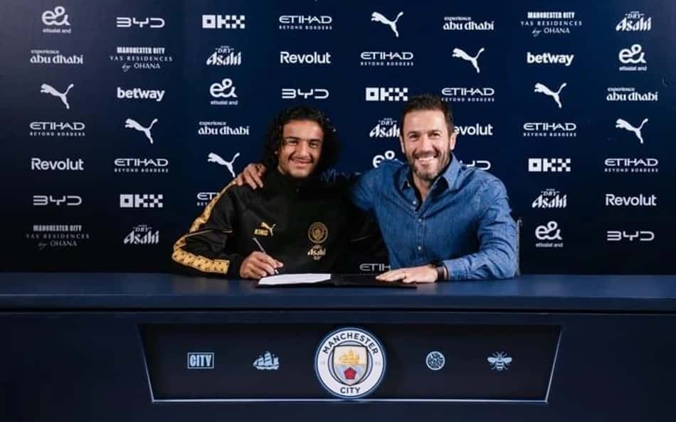 Ayyoub Bouaddi foi anunciado pelo Manchester City