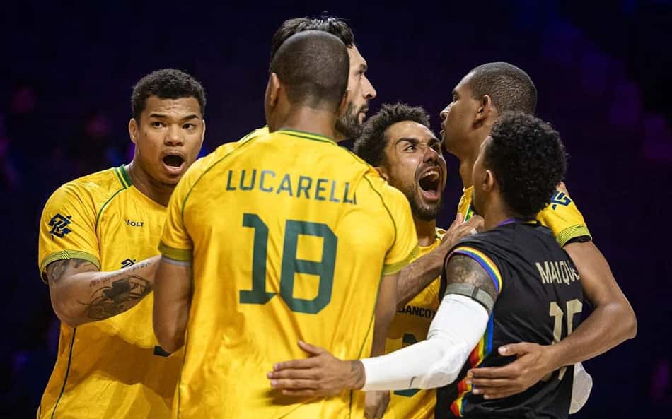 Jogadores da Seleção Brasileira comemoram ponto contra a China na Liga das Nações 2026