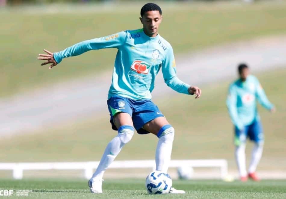 Breno Sales durante treino da Seleção Brasileira sub-20
