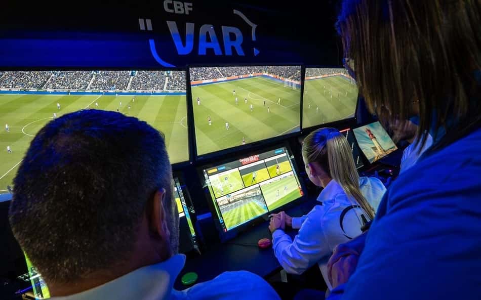 Cabine do VAR