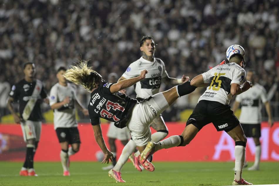 O Vasco empatou em 0 a 0 com o Olimpia pela Copa Sul-Americana