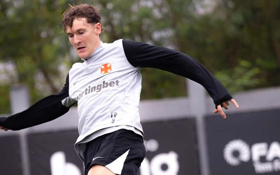 Facundo Colidio durante treino do Vasco