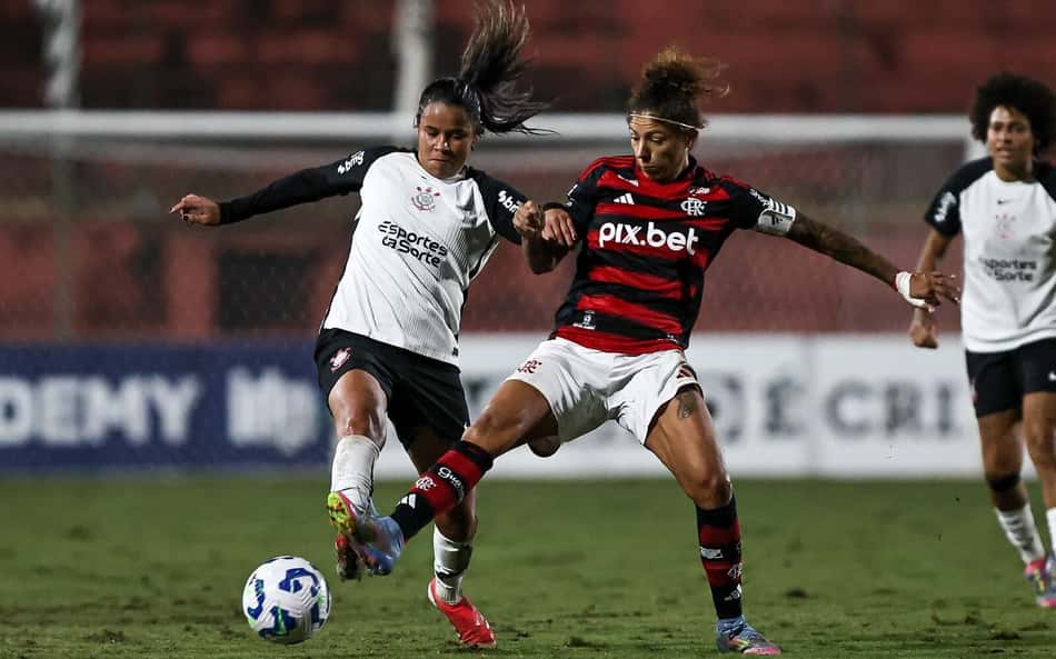 Corinthians e Flamengo duelam pela 14ª rodada do Brasileirão Feminino nesta segunda-feira. (CBF/Divulgação)