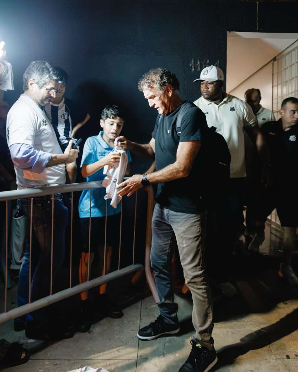 Cuca na concentração do Santos no Pará. (Foto: Raul Baretta/ Santos FC)