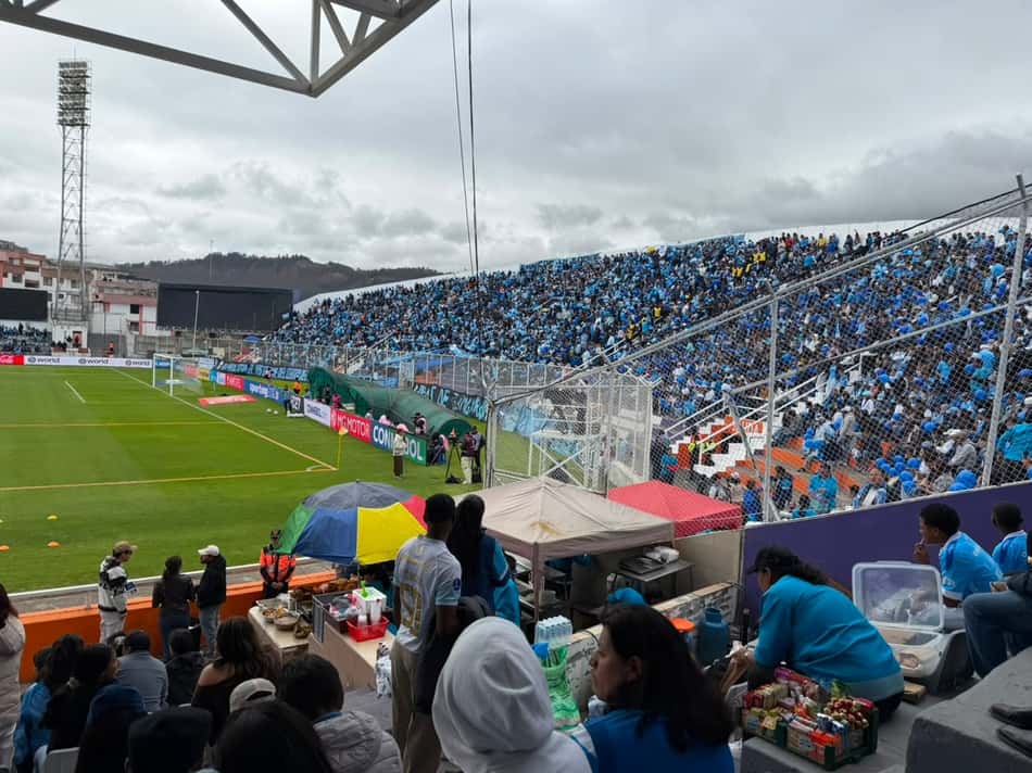 Estádio Bellavista pronto para receber a partida entre Santos e Macará. (Foto: Juliana Yamaoka/ Lance!)