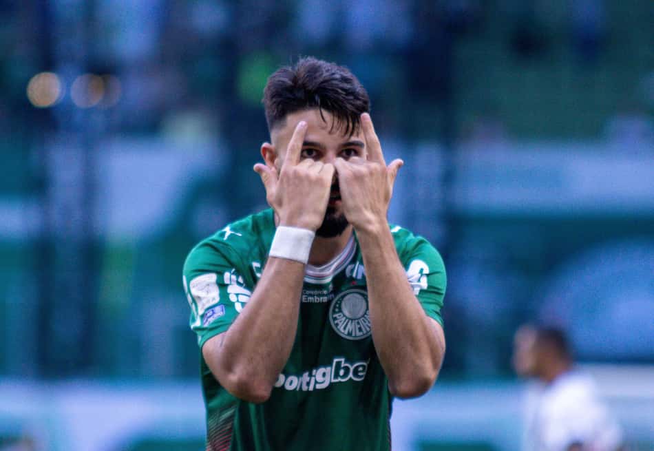 Flaco López comemora gol marcado contra o Vasco