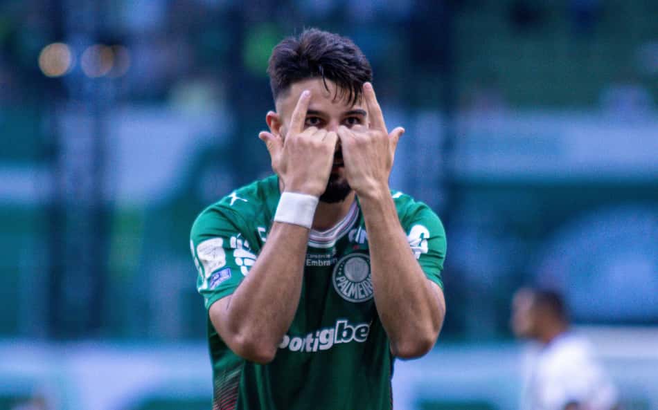 Flaco López comemora gol marcado contra o Vasco
