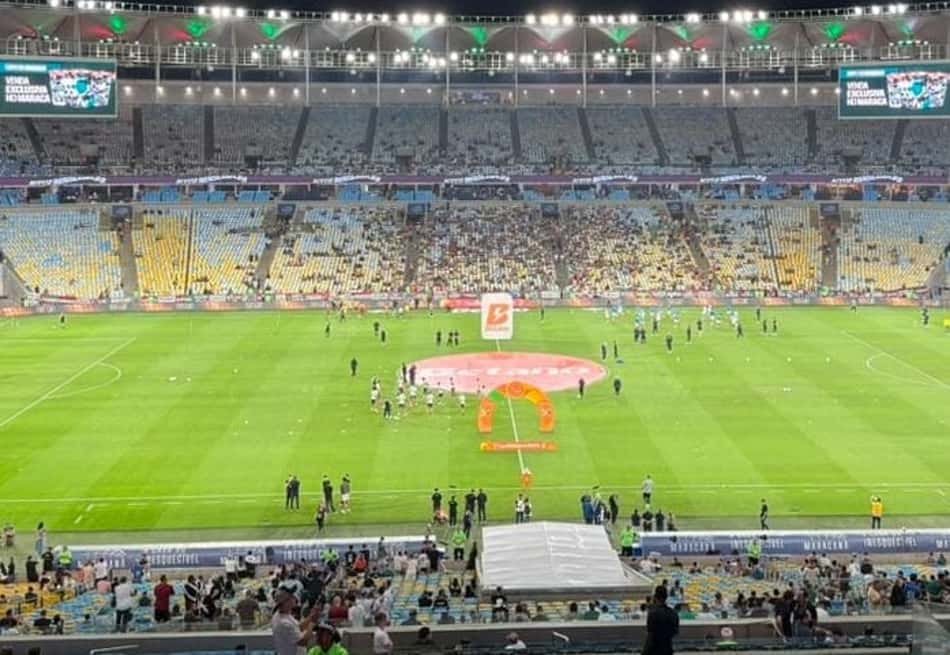 Maracanã recebe Fluminense x Vasco pela Copa do Brasil