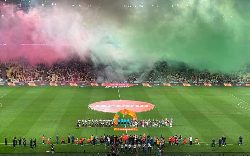 Maracanã recebeu Fluminense x Vasco pela Copa do Brasil