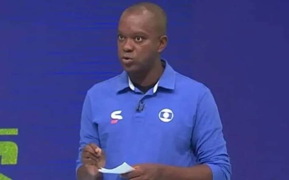 PC Oliveira apontou erro capital de arbitragem em Brasil x Escócia (Foto: Reprodução: Sportv)