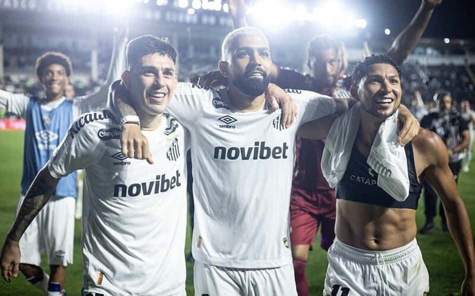 Gabigol exalta vitória do Santos diante do Vasco: 'Confiança para sequência'